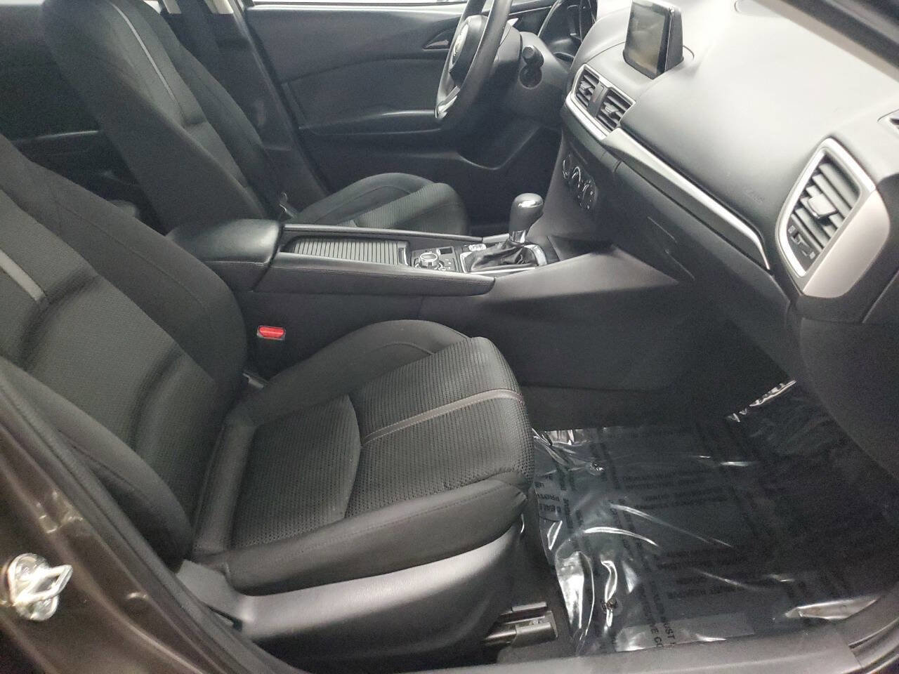 Used 2018 MAZDA MAZDA3 Sport w/ Preferred Equipment Package image 11