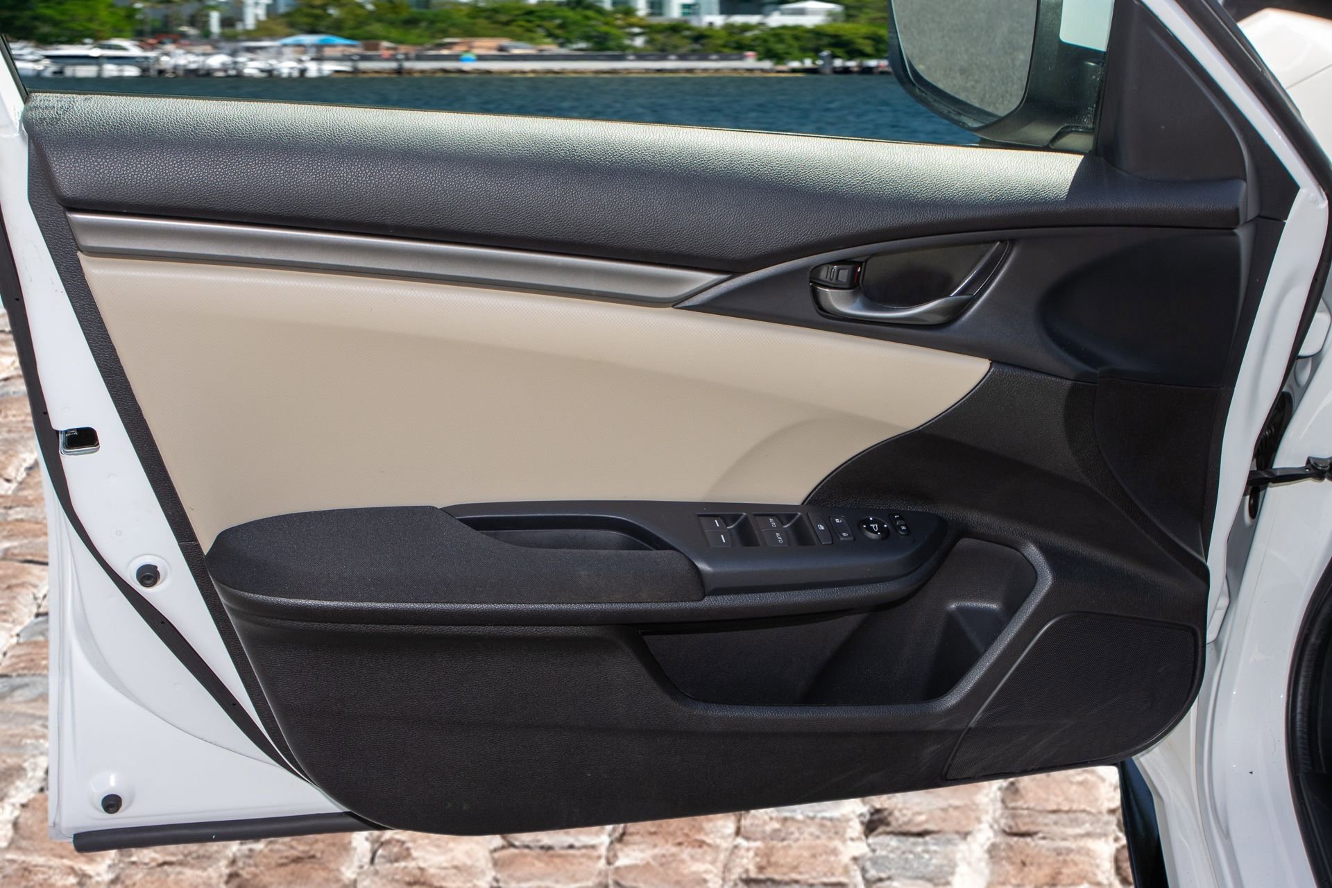 Certified 2018 Honda Civic Sport image 10