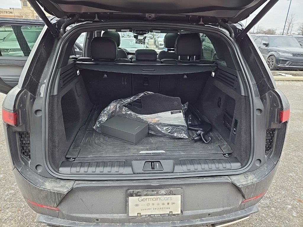 Certified 2025 Land Rover Range Rover Sport S image 18