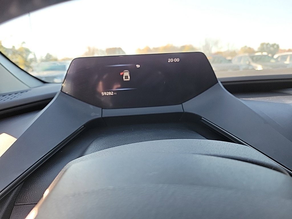 Used 2023 Toyota Prius LE FWD image 10