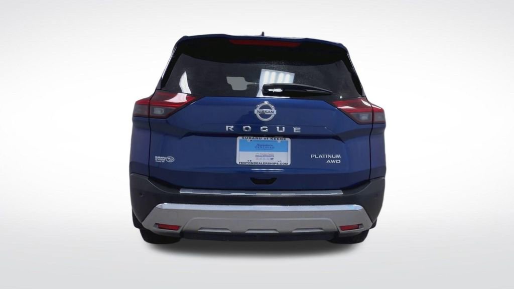 Used 2021 Nissan Rogue Platinum image 7