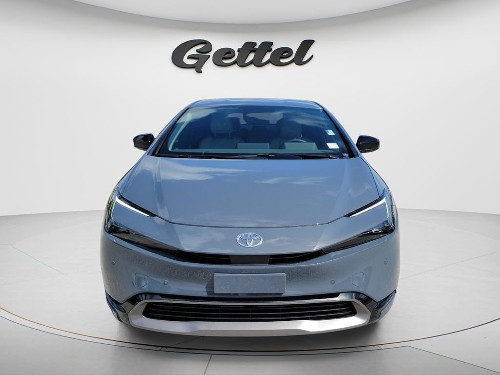 Used 2026 Toyota Prius XLE image 8