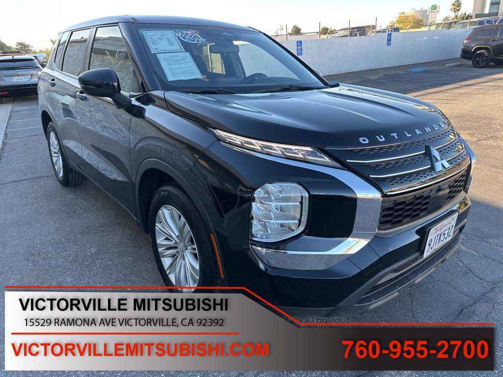 Used 2024 Mitsubishi Outlander ES