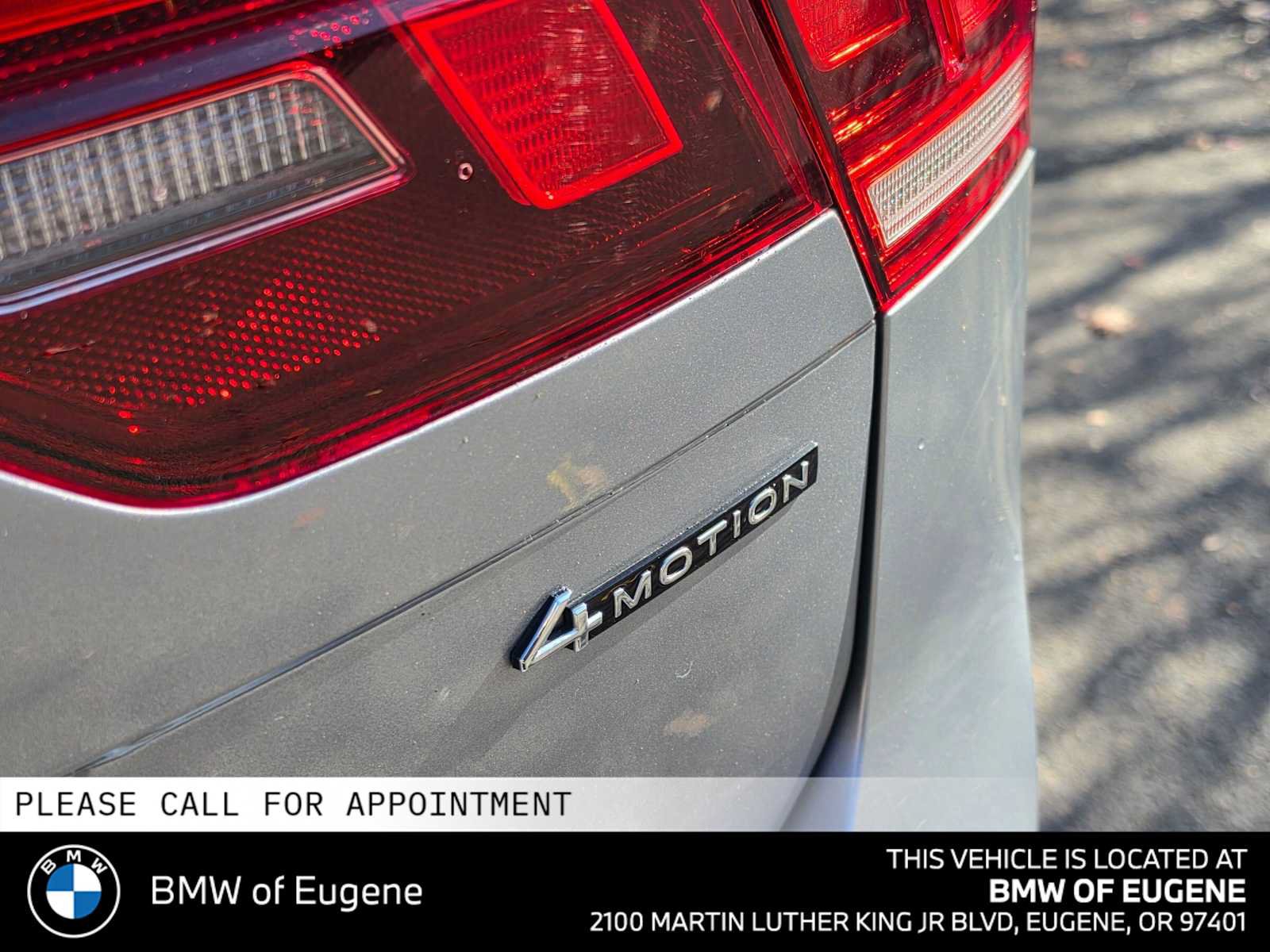 Used 2022 Volkswagen Tiguan SE AWD/4WD image 17