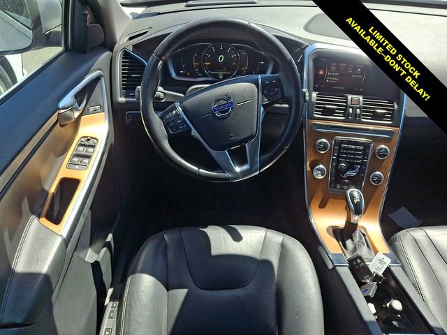 Used 2017 Volvo XC60 T5 Inscription w/ Advanced Package AWD/4WD image 12
