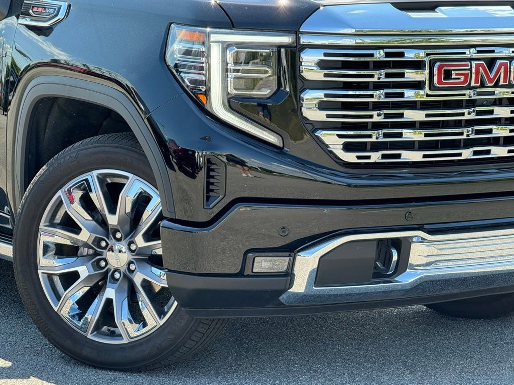Used 2025 GMC Sierra 1500 Denali AWD/4WD image 13