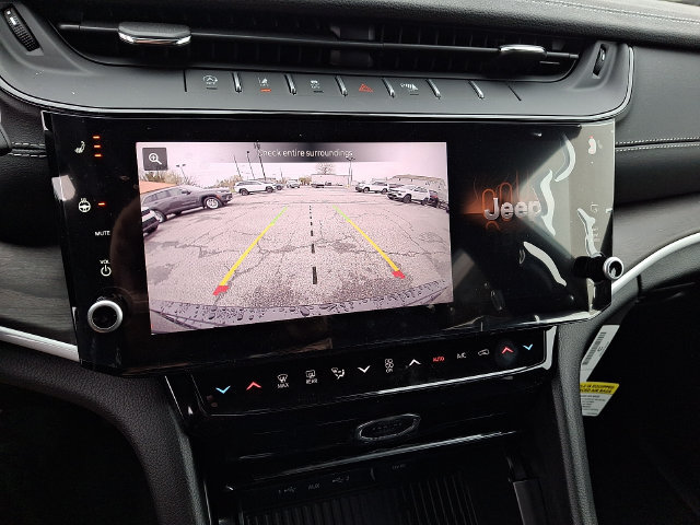 New 2026 Jeep Grand Cherokee Altitude AWD/4WD image 16