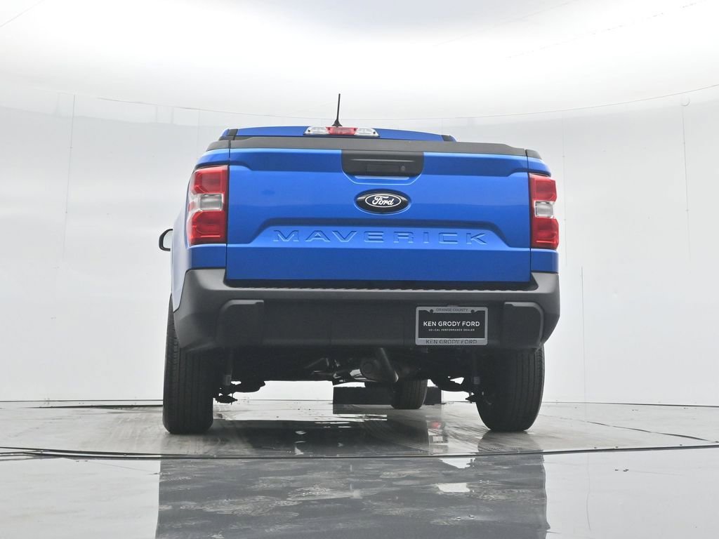 New 2025 Ford Maverick XL image 46