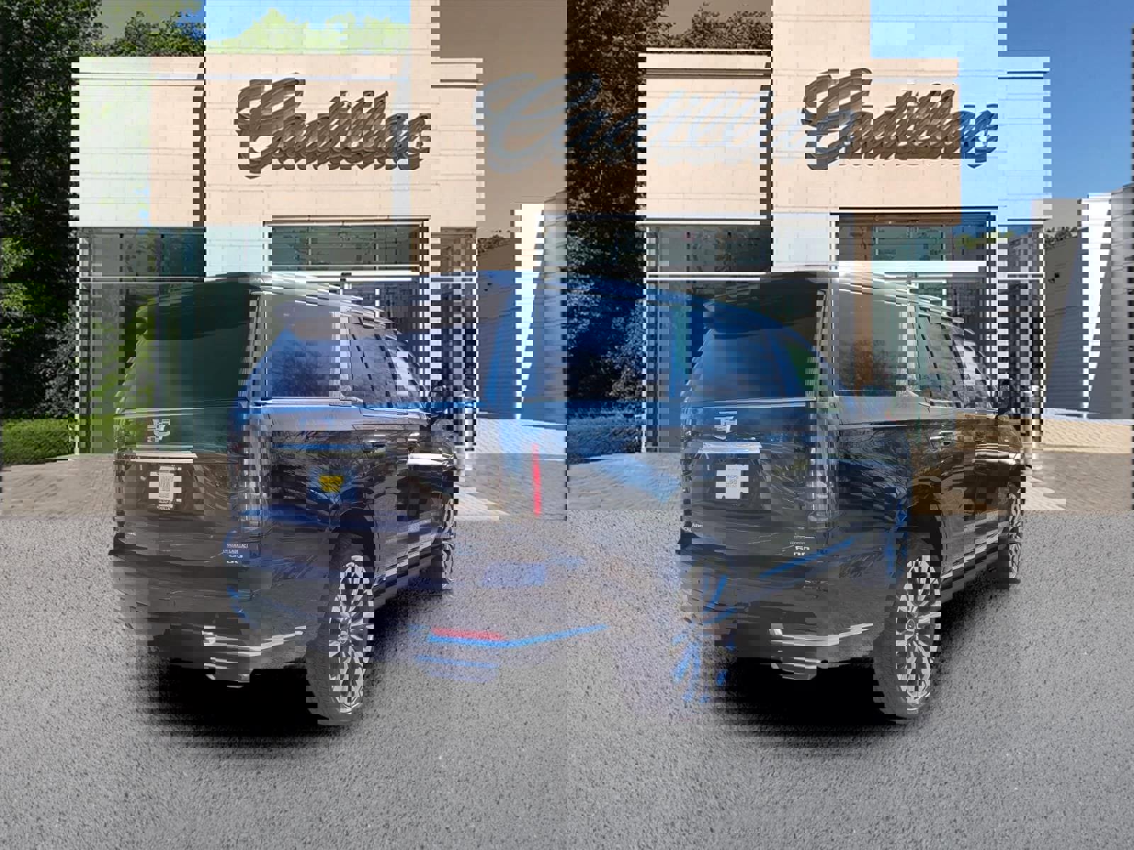 New 2026 Cadillac Escalade Luxury w/ Touring Package image 5