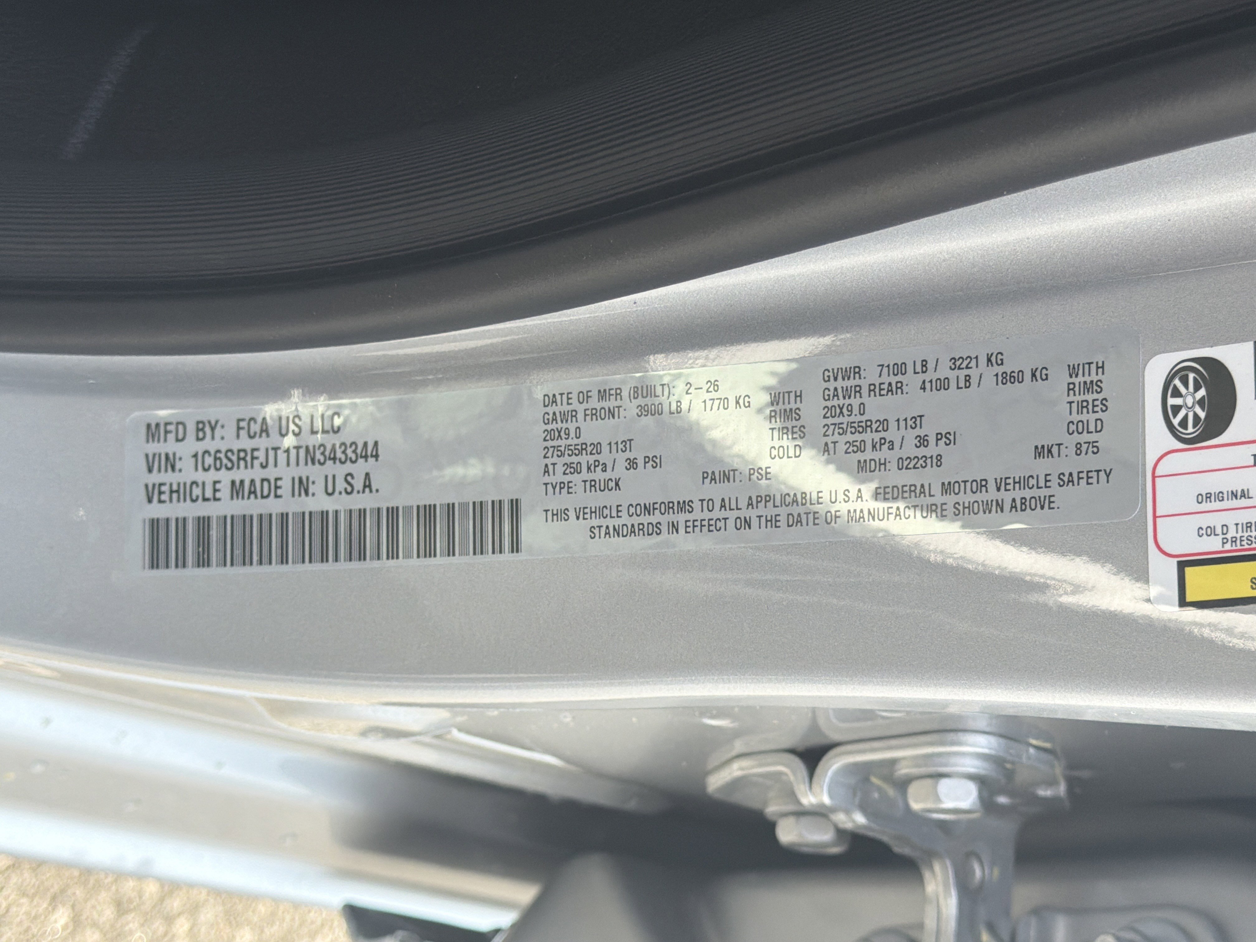 New 2026 RAM 1500 Laramie AWD/4WD image 37