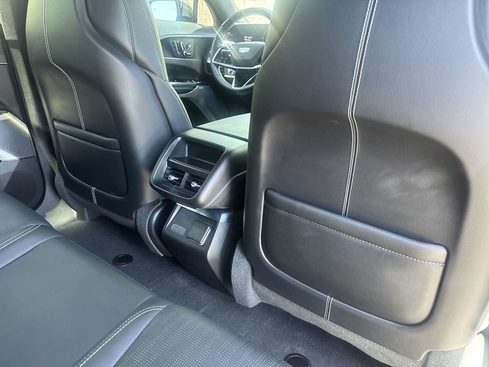 Used 2025 Cadillac Lyriq Sport w/ LPO, Floor Liner Package AWD/4WD image 15