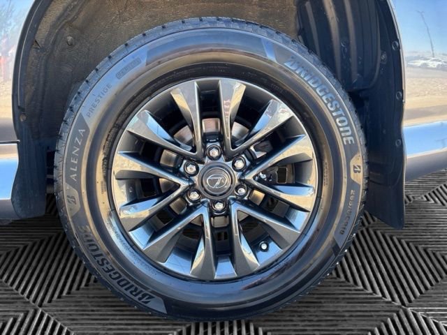 Used 2020 Lexus GX 460 Premium w/ Premium Package AWD/4WD image 30