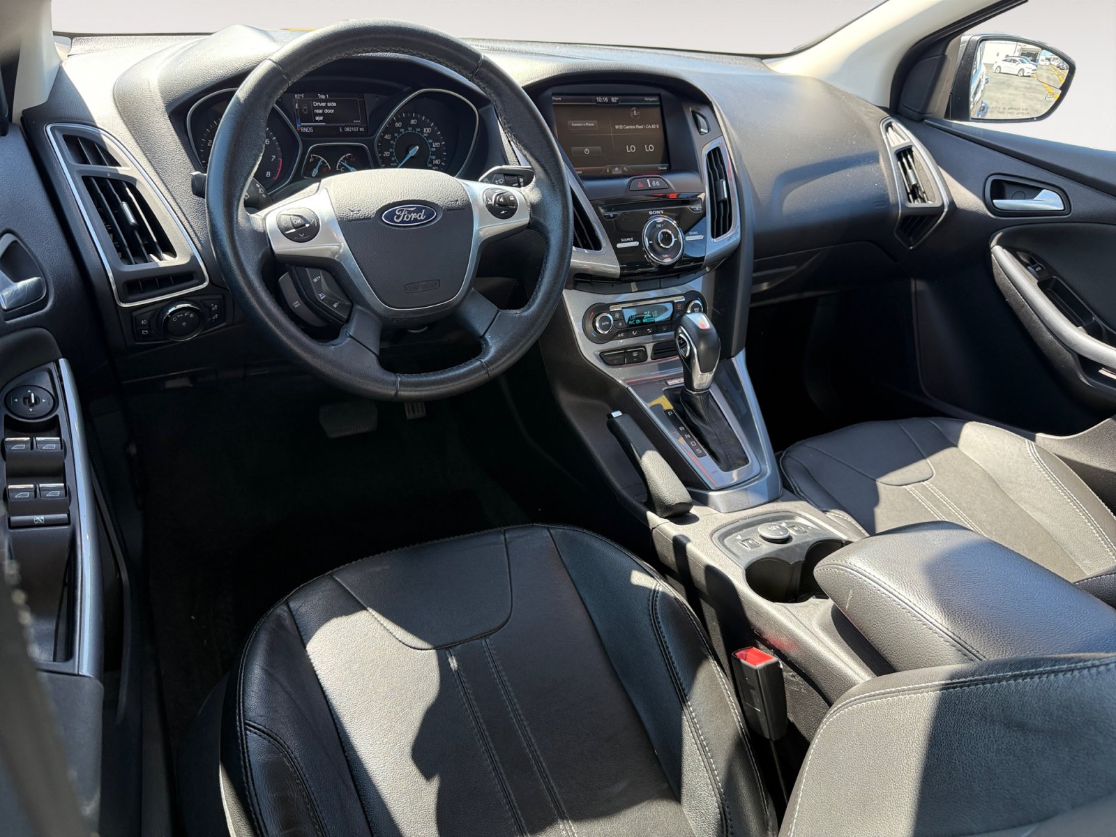 Used 2014 Ford Focus Titanium FWD image 15