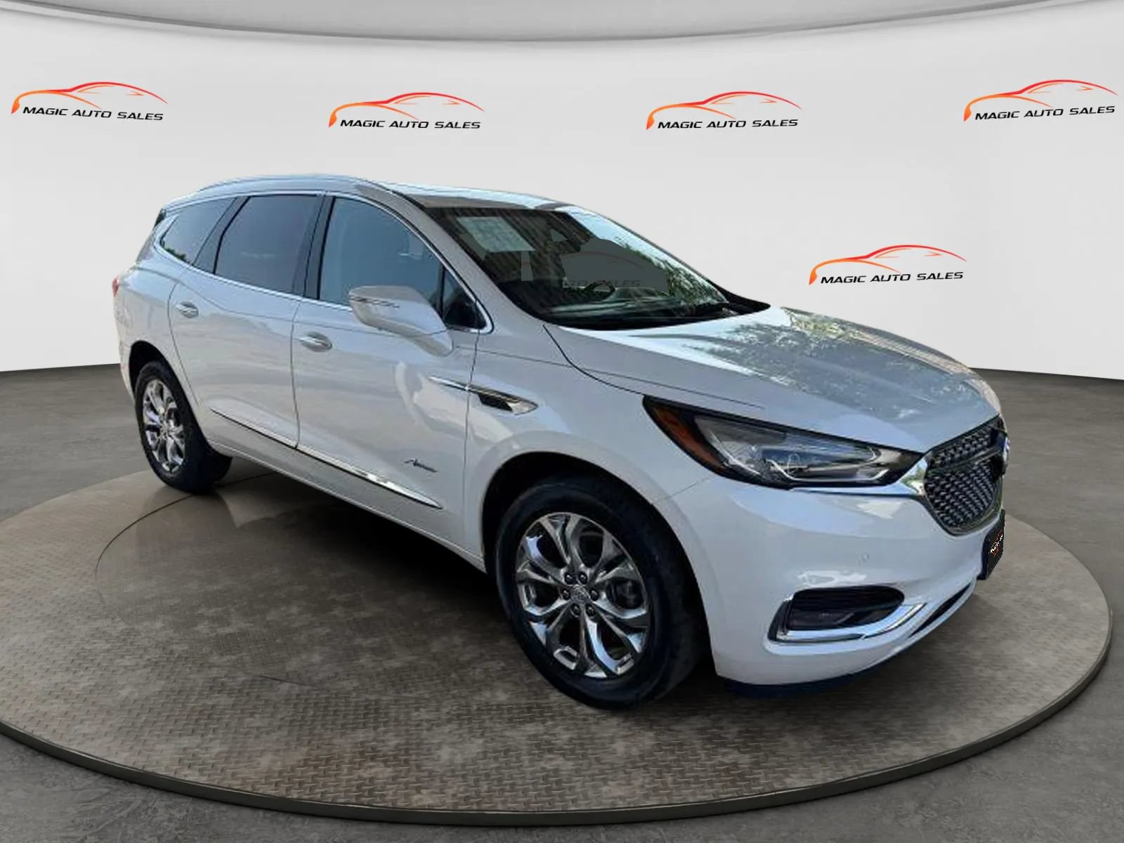 Used 2021 Buick Enclave Avenir w/ Avenir Technology Package AWD/4WD image 5