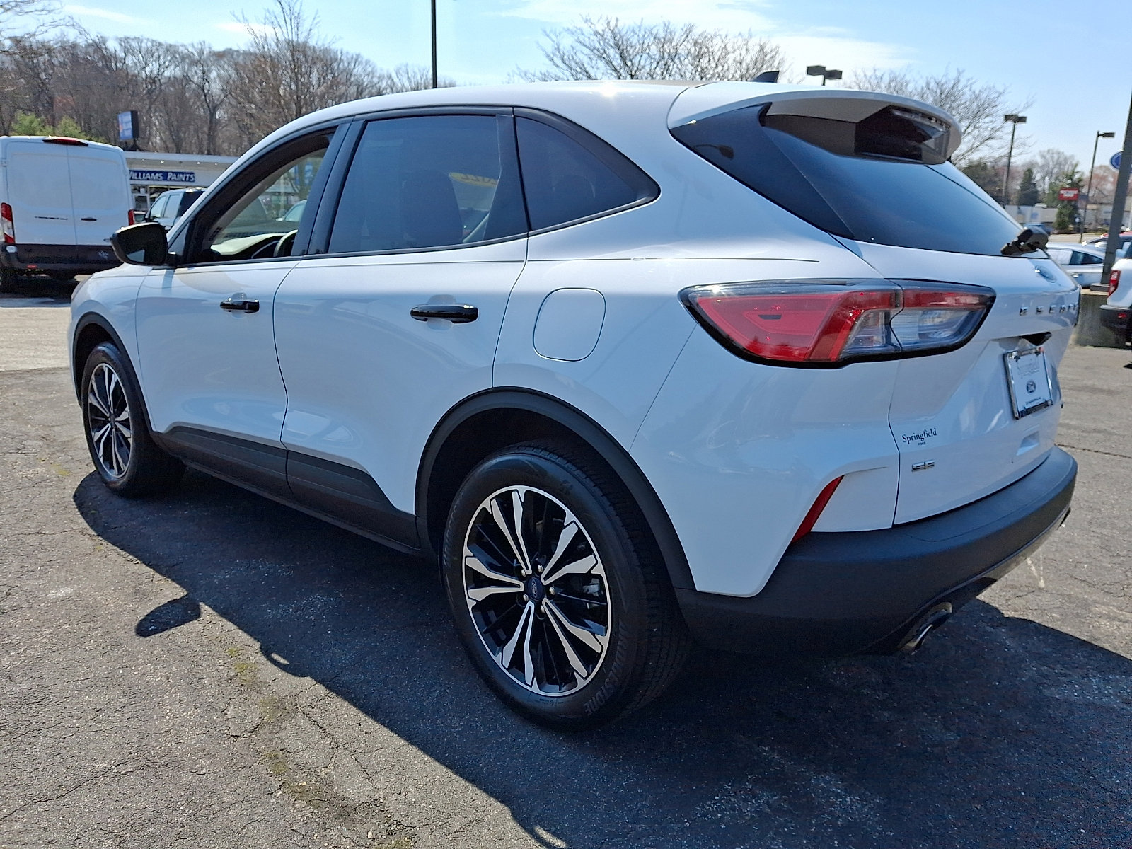 Used 2022 Ford Escape SE w/ SE Sport Appearance Package image 4