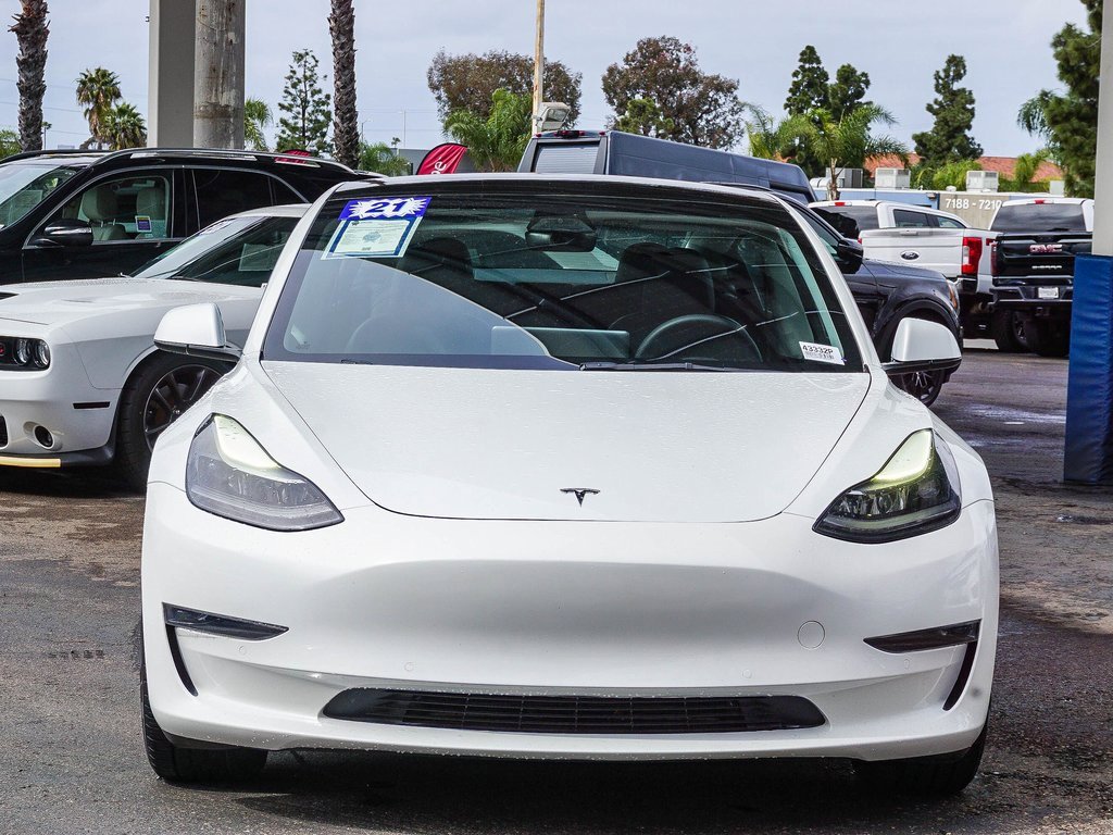Used 2021 Tesla Model 3 Standard Range Plus image 2