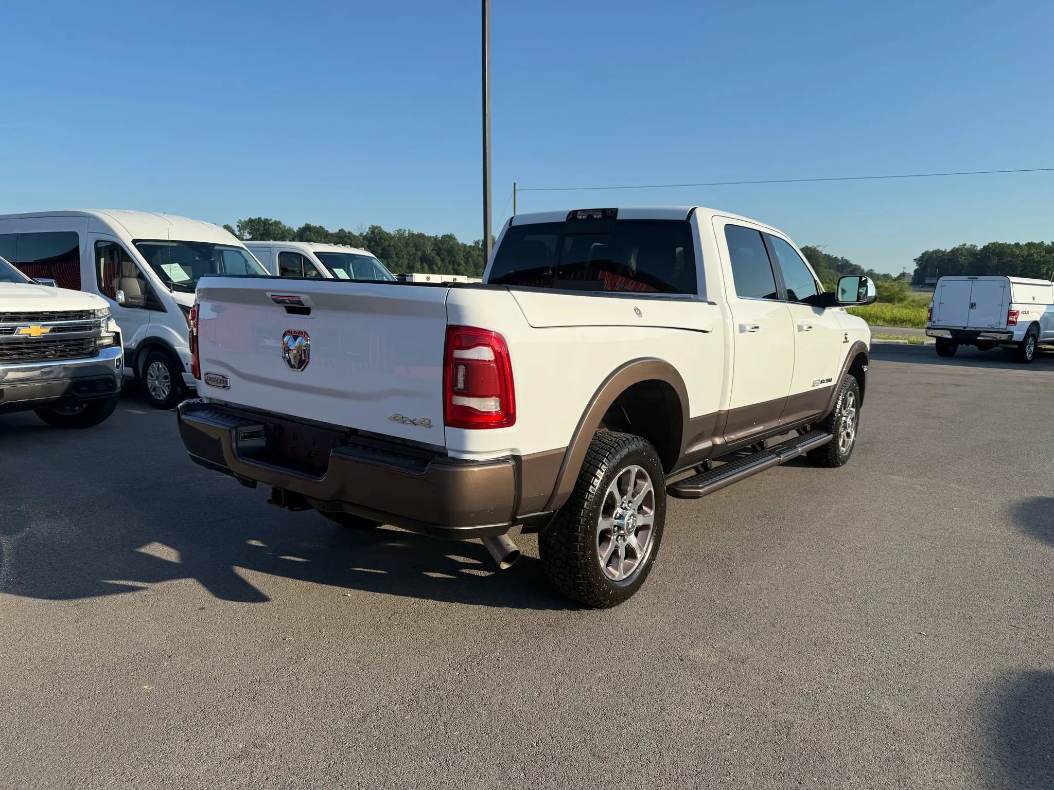 Used 2022 RAM 2500 Limited w/ Safety Group image 4