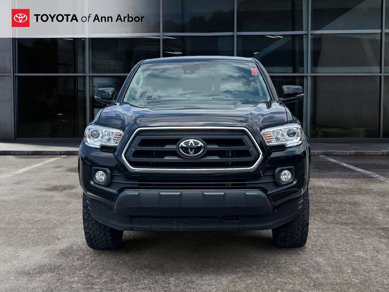 Used 2023 Toyota Tacoma SR5 w/ Technology Package AWD/4WD image 11
