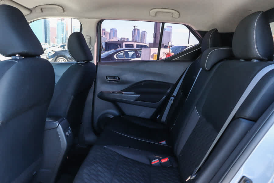 Used 2022 Nissan Kicks SV FWD image 18