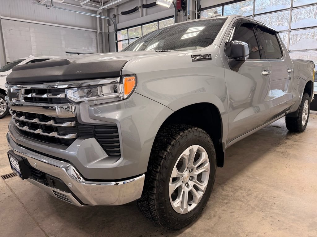 Used 2023 Chevrolet Silverado 1500 LTZ w/ LTZ Convenience Package II AWD/4WD image 4