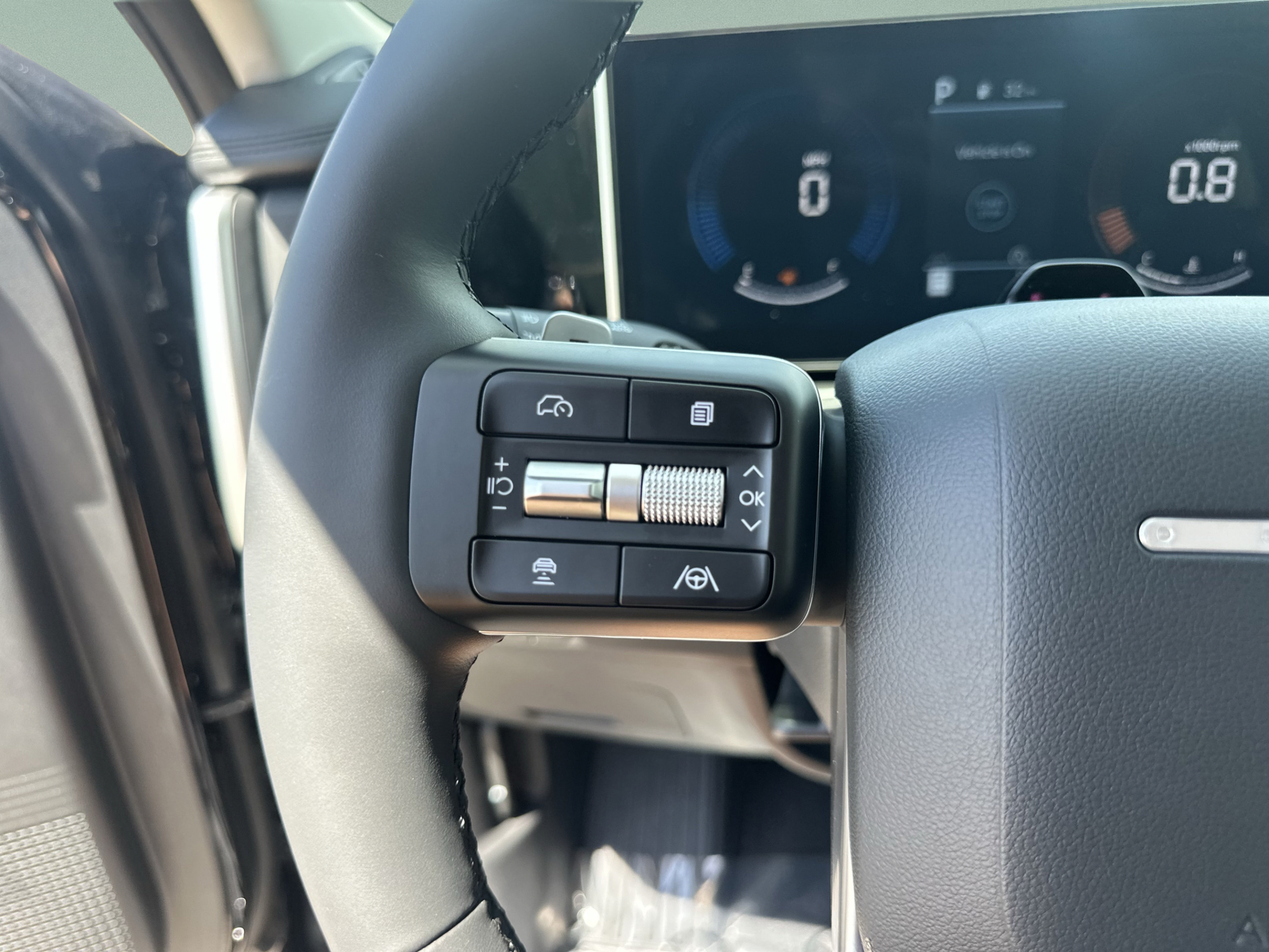 New 2027 Hyundai Santa Fe SEL FWD image 33