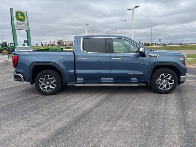Used 2024 GMC Sierra 1500 SLT w/ SLT Convenience Package image 4