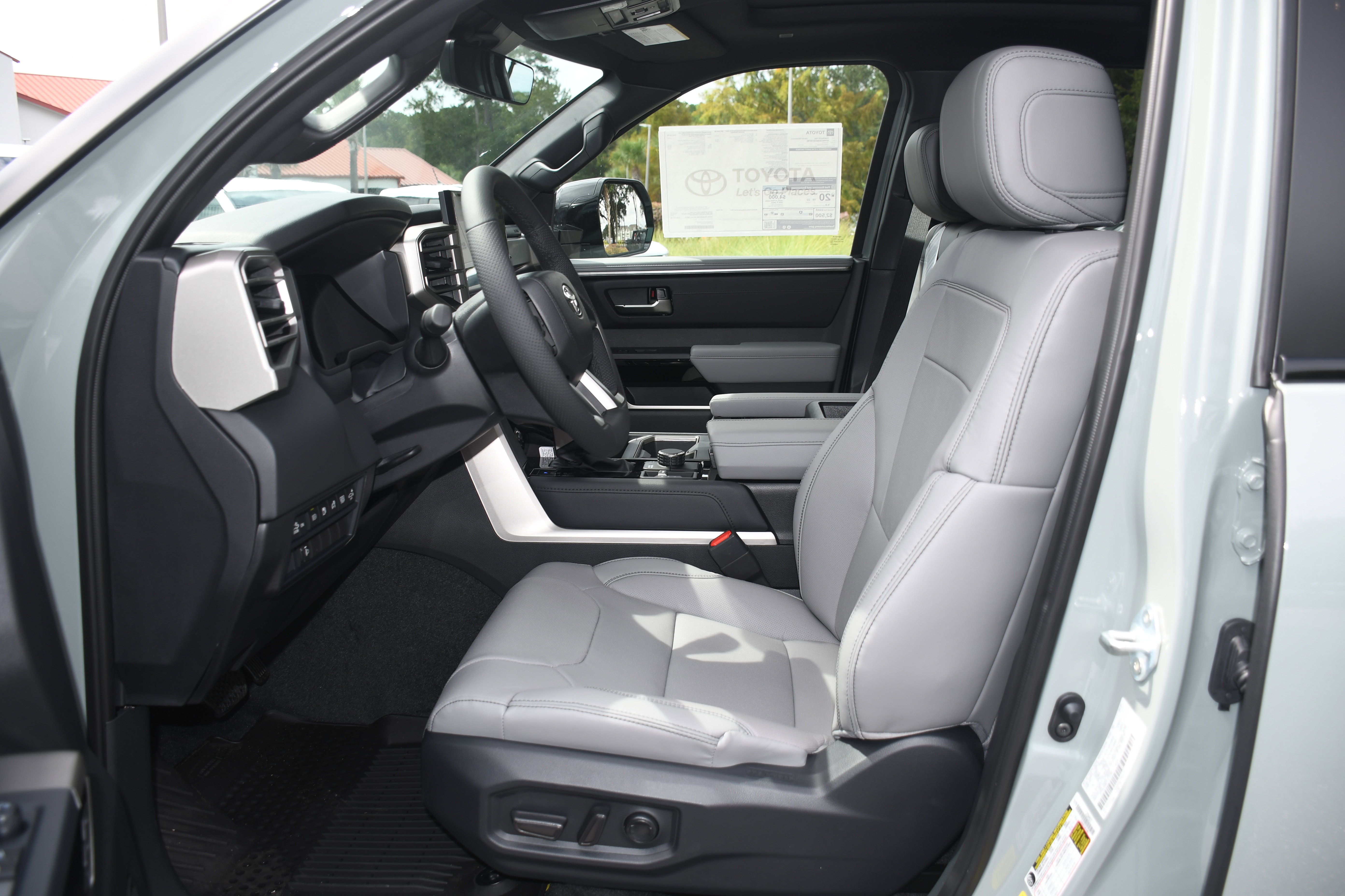 New 2026 Toyota Tundra Limited image 3