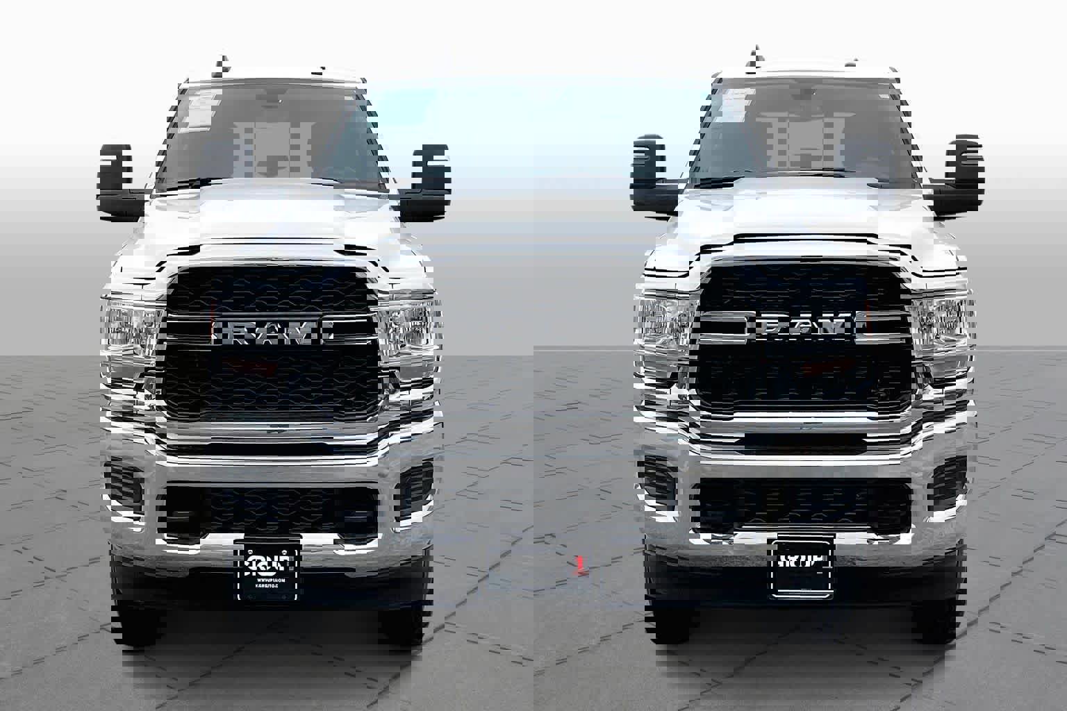 Used 2024 RAM 3500 Tradesman w/ Chrome Appearance Group image 4