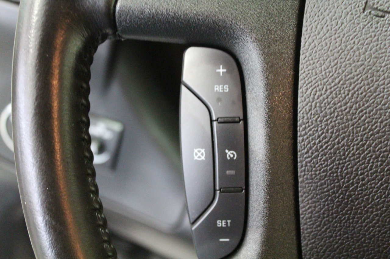 Used 2020 Chevrolet Express 2500 w/ Driver Convenience Package image 11