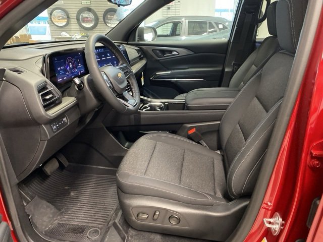 New 2026 Chevrolet Traverse LT w/ Driver Confidence Package image 24