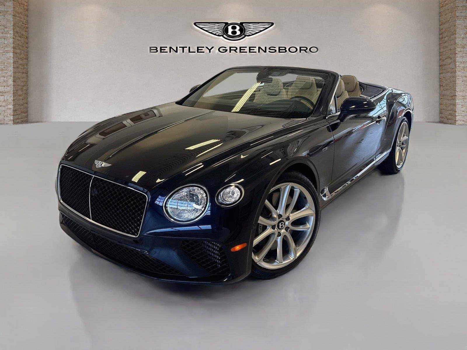 Used 2024 Bentley Continental GT V8 AWD/4WD image 1