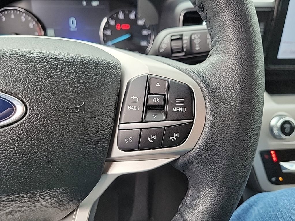 Used 2023 Ford Explorer XLT w/ Equipment Group 202A image 34