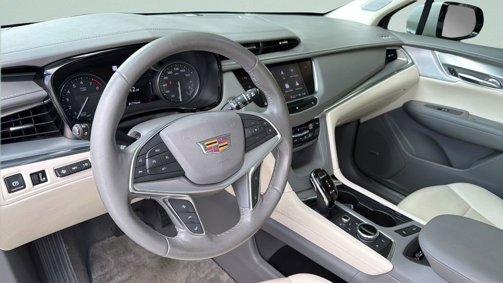 Used 2021 Cadillac XT5 Premium Luxury FWD image 34