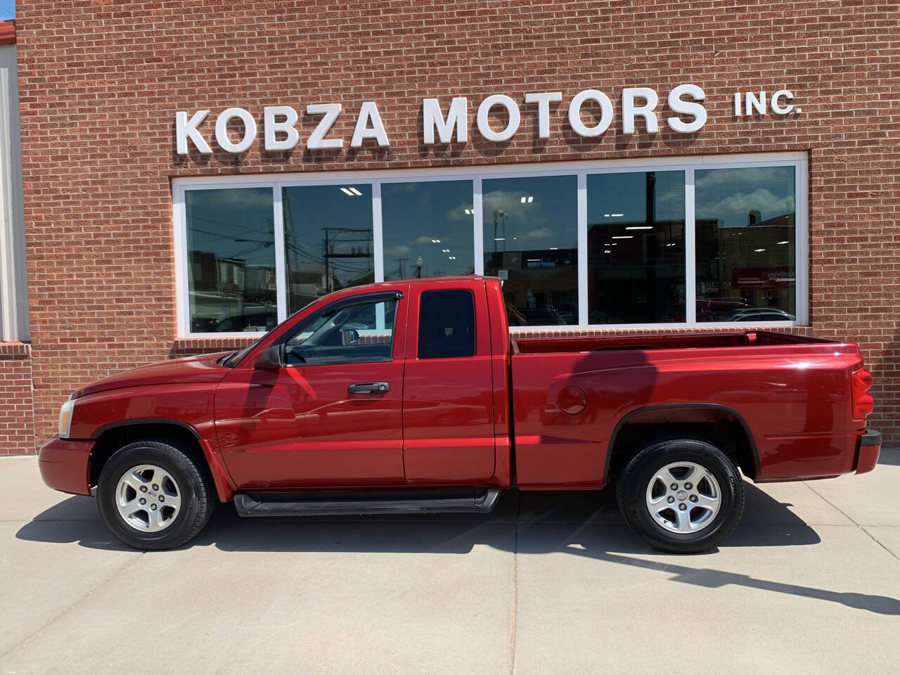 Used 2007 Dodge Dakota SLT
