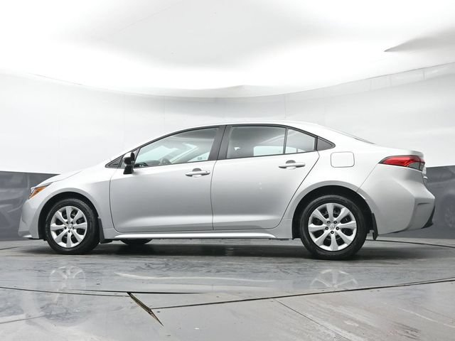 Certified 2025 Toyota Corolla LE FWD image 27