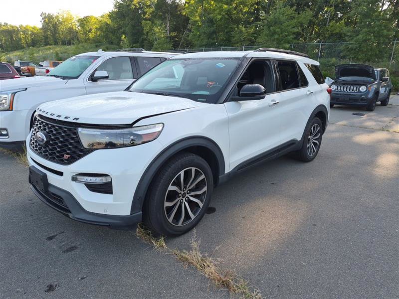 Used 2020 Ford Explorer ST w/ Premium Technology Package AWD/4WD image 4