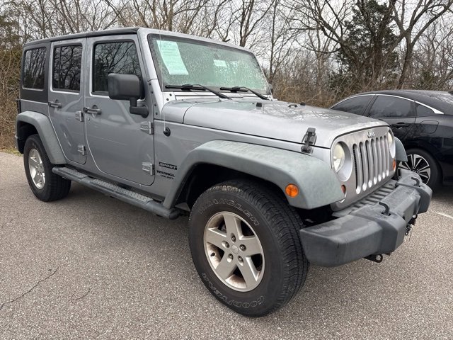 Used 2013 Jeep Wrangler Unlimited Sport image 2
