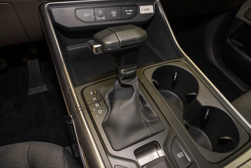 New 2026 Kia Carnival LX image 17