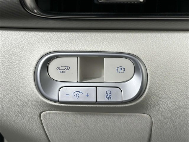 Used 2025 Genesis GV60 AWD image 20