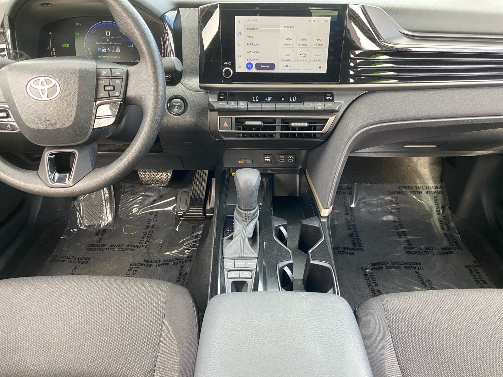Used 2025 Toyota Camry LE FWD image 11