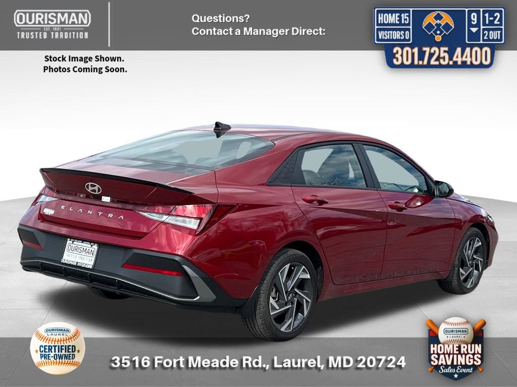 Used 2025 Hyundai Elantra Sport image 2