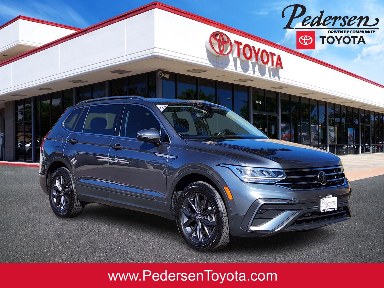Used 2022 Volkswagen Tiguan SE