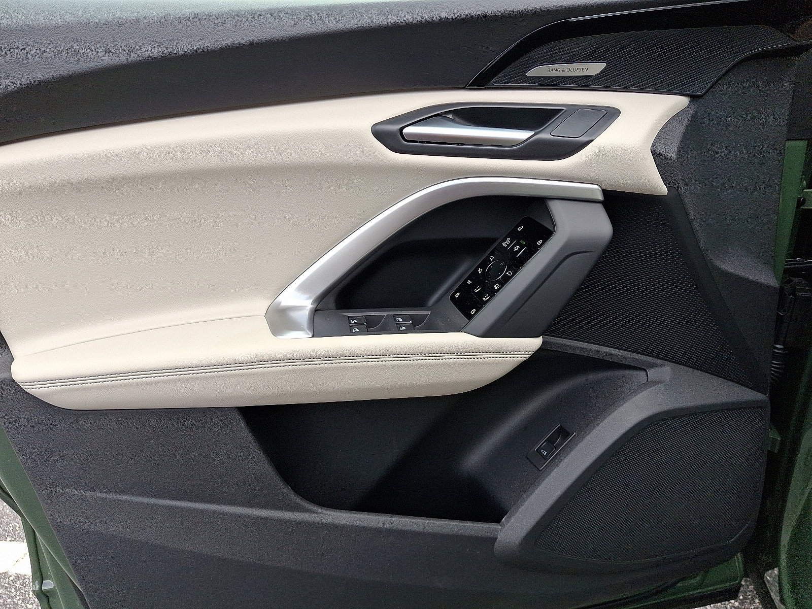 New 2025 Audi Q5 Premium Plus image 8