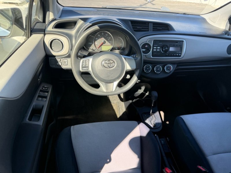 Used 2013 Toyota Yaris LE FWD image 13