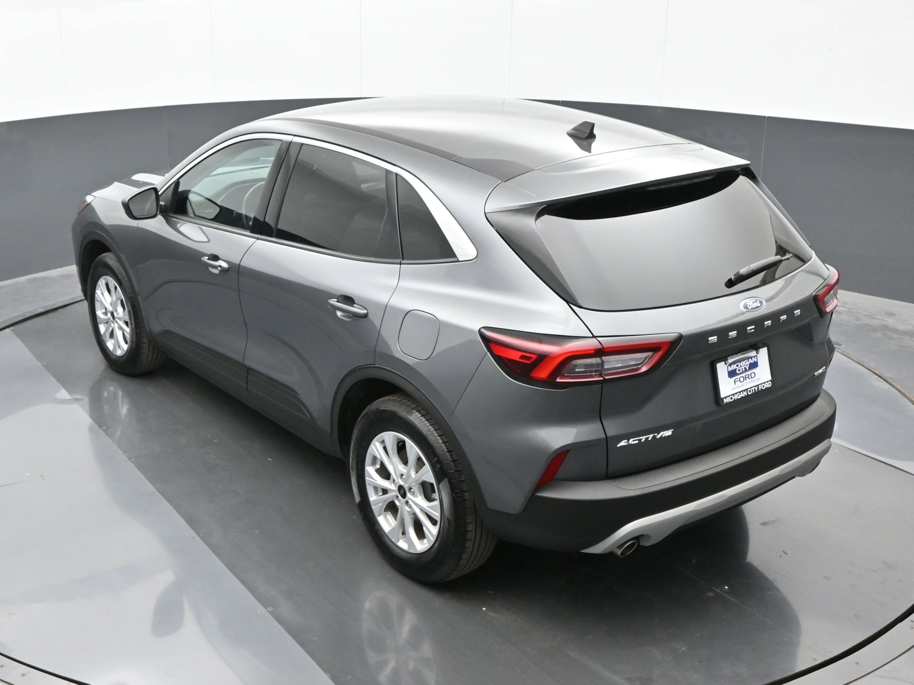 Used 2024 Ford Escape Active image 33