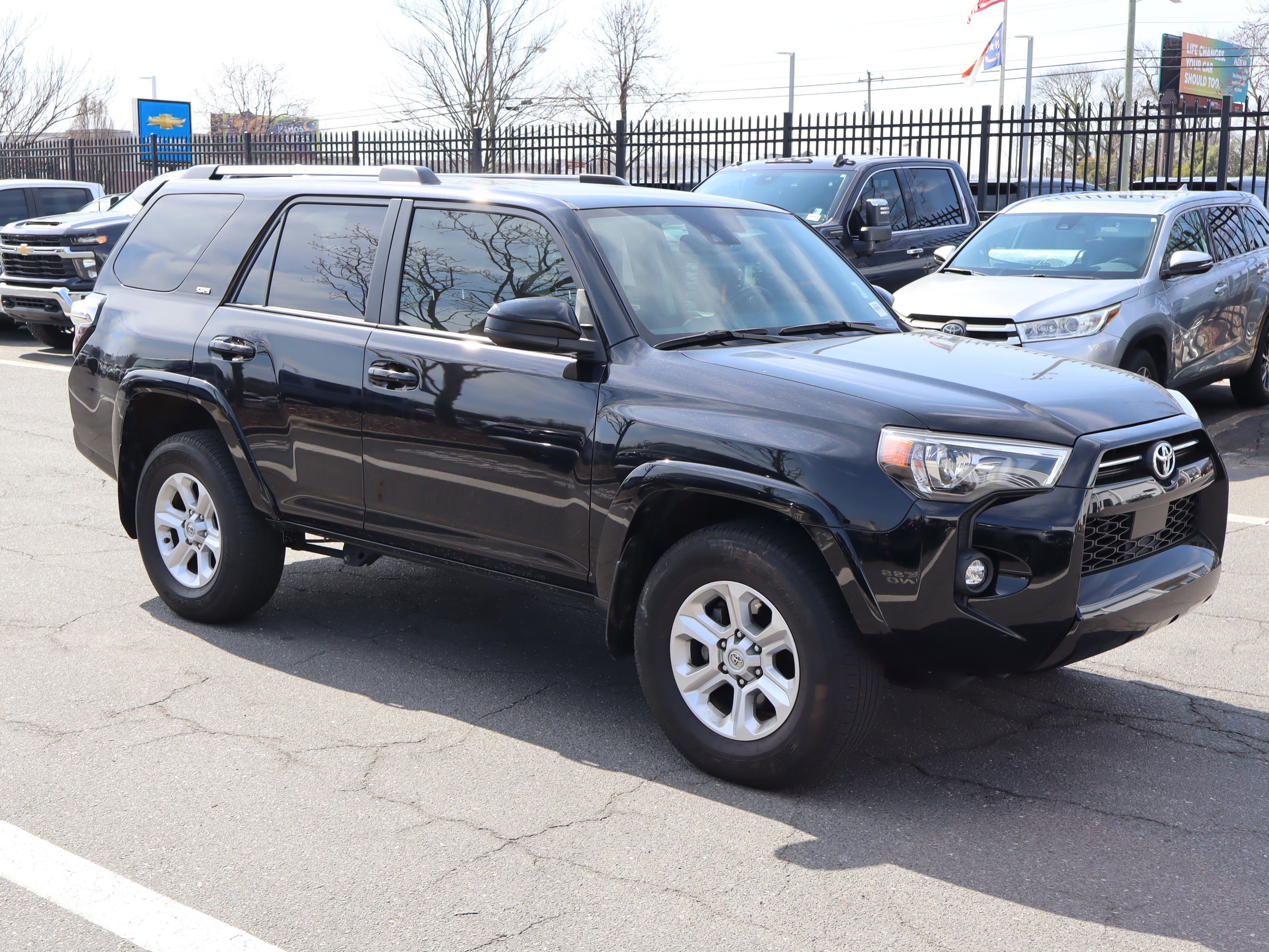 Used 2022 Toyota 4Runner SR5 image 13