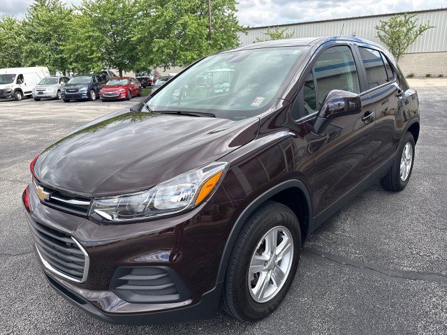 Used 2022 Chevrolet Trax LS w/ Tint and Cruise Package AWD/4WD image 7