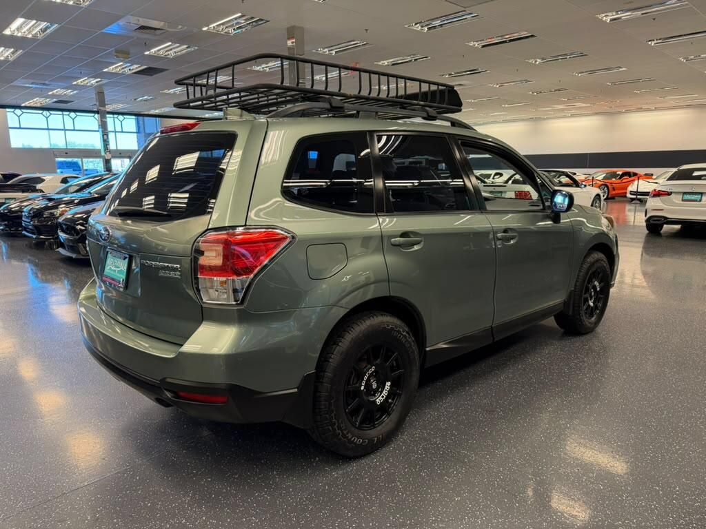 Used 2017 Subaru Forester 2.5i w/ Alloy Wheel Package AWD/4WD image 5