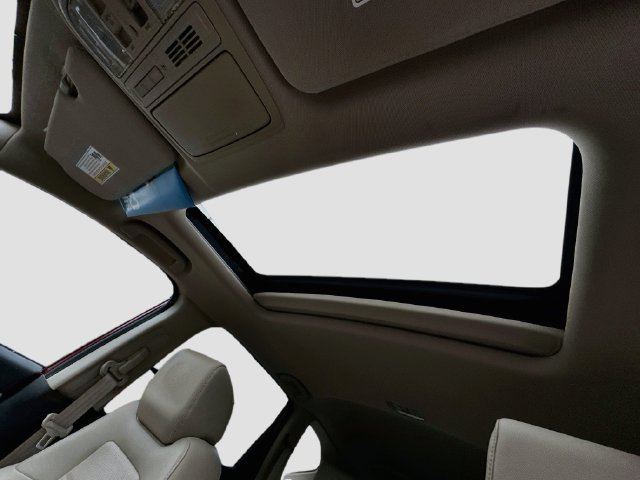 Used 2018 Honda CR-V Touring image 22