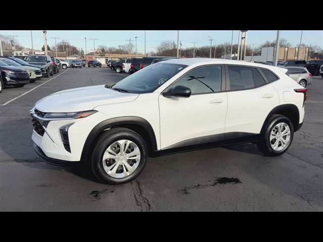 Certified 2024 Chevrolet Trax LS image 4